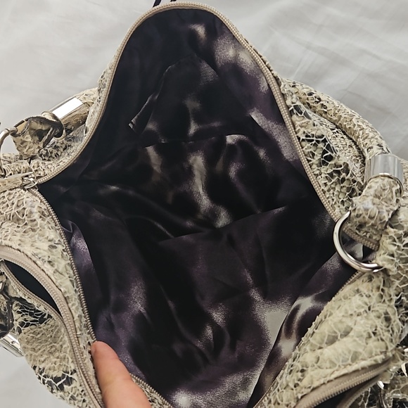 Mondani New York faux leather bag - Picture 7 of 13